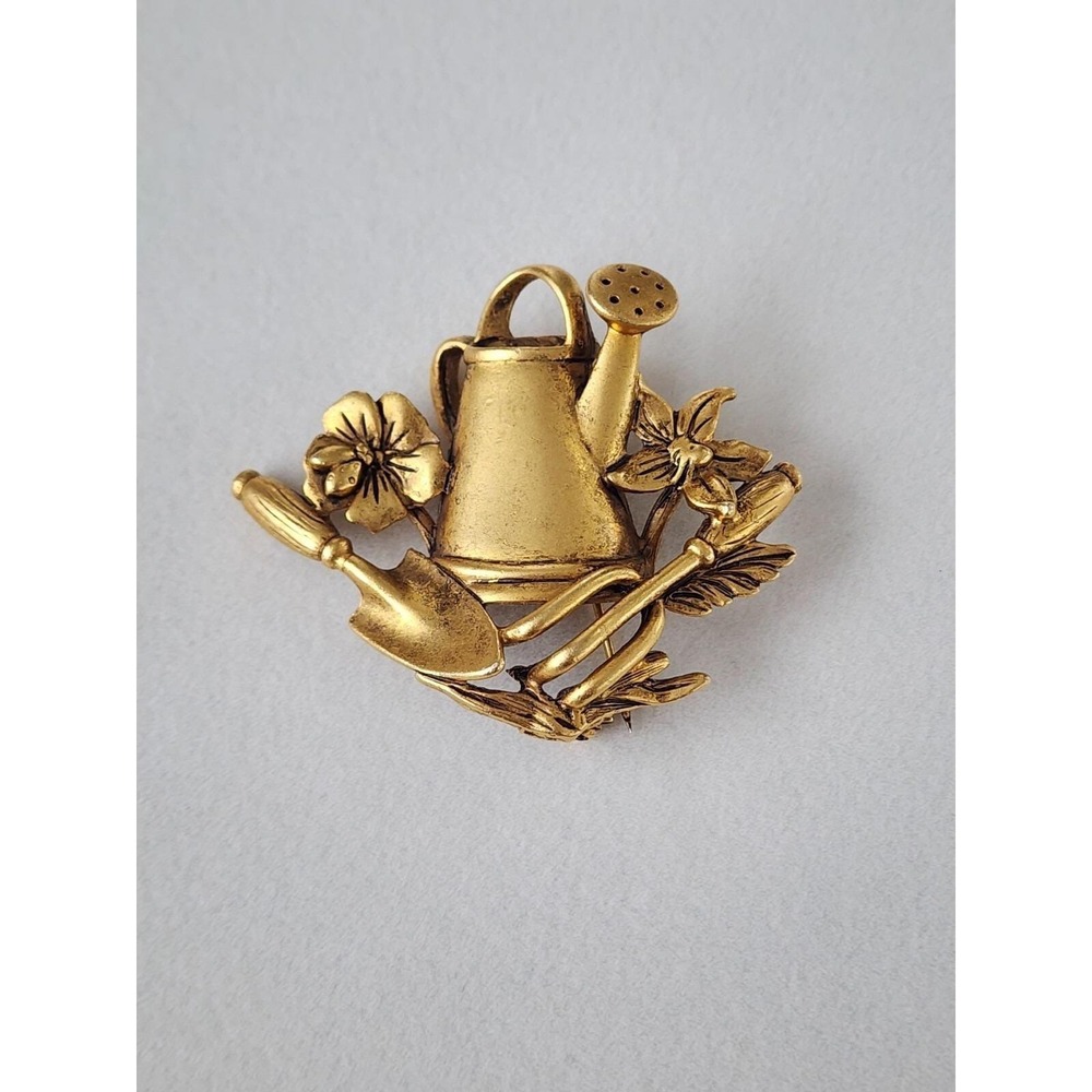 Vtg‎ AJC 1980's Matte Gold Tone Gardening Tools Flowers Watering Can Brooch Pin